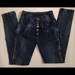 Junior Columbian Jeans